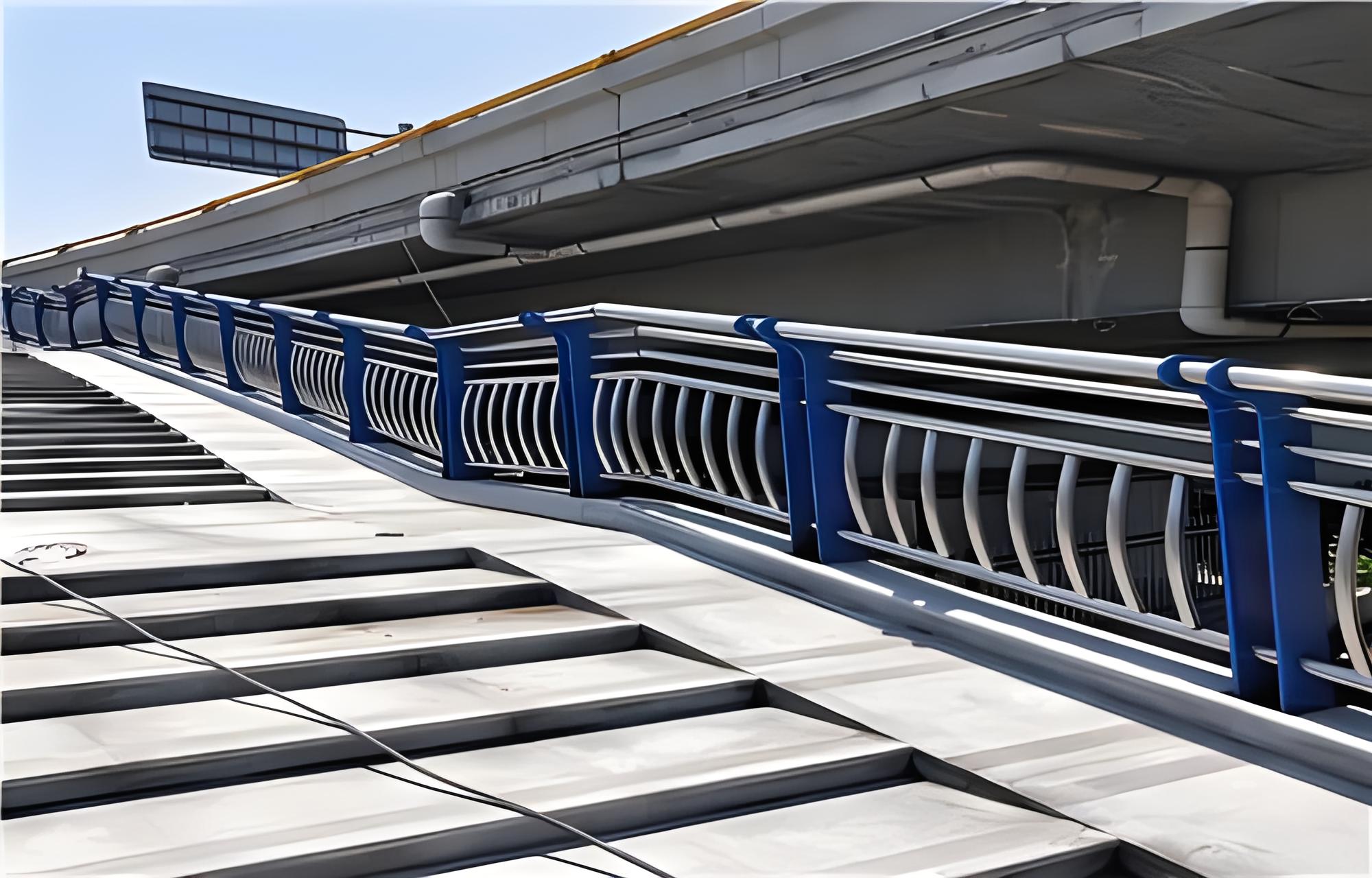 红河不锈钢桥梁护栏维护方案：确保安全，延长使用寿命